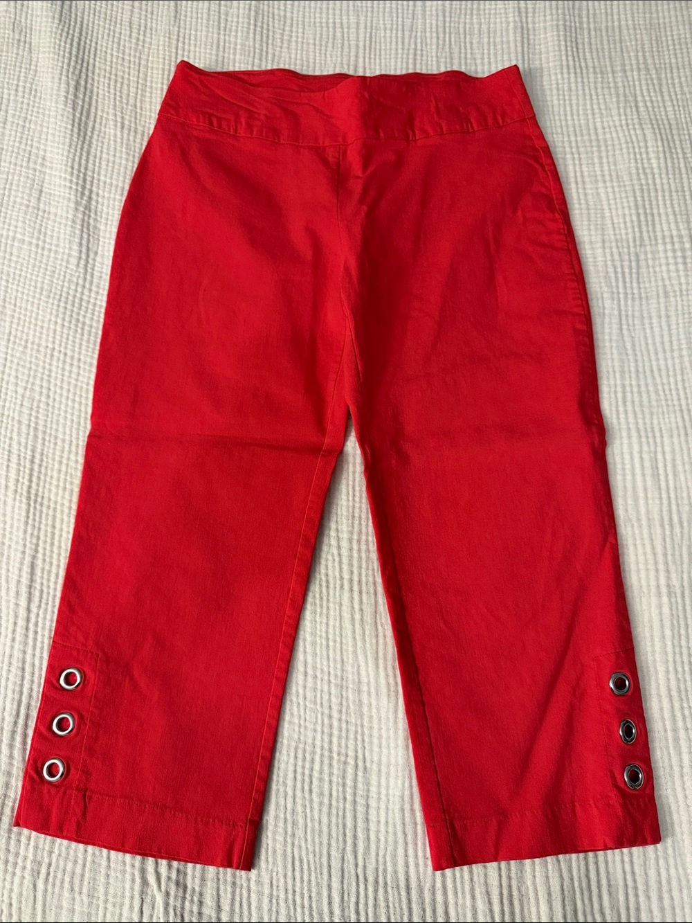 Zac & Rachel Red Crop Capris with Grommet Hem Detail
